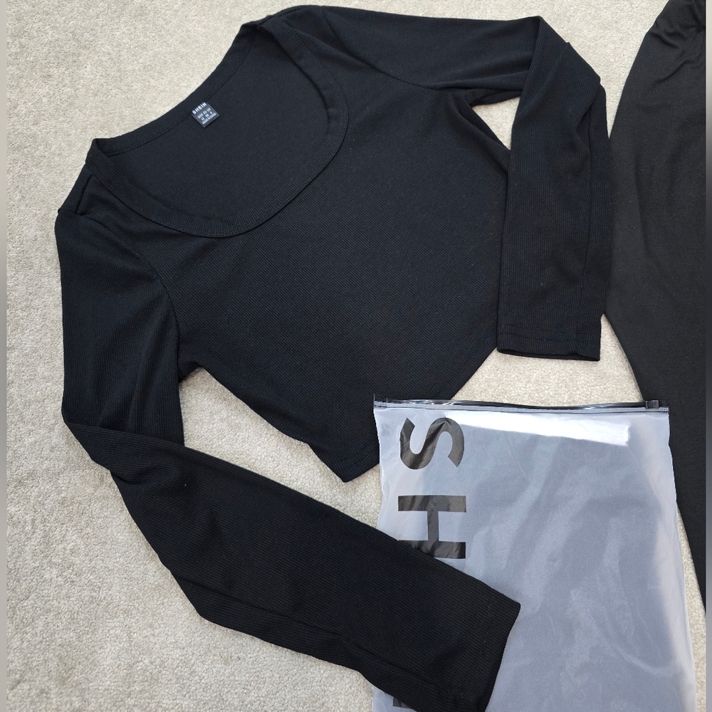 3 PC SHEIN Lot Leggings, Long Slweve Top Size Med - Picture 2 of 8